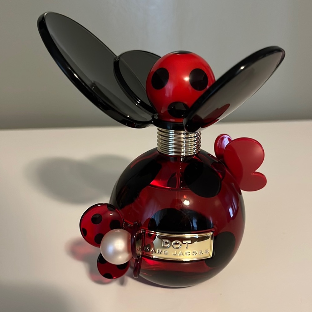 Marc Jacobs Dot